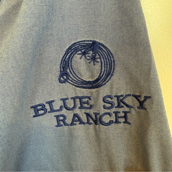 STIO Button Up - Picture 3 of 4